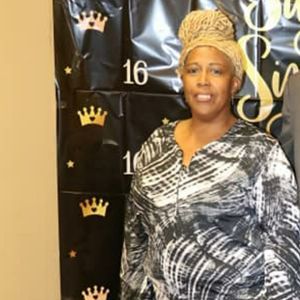 Meet your Posher, Priscilla